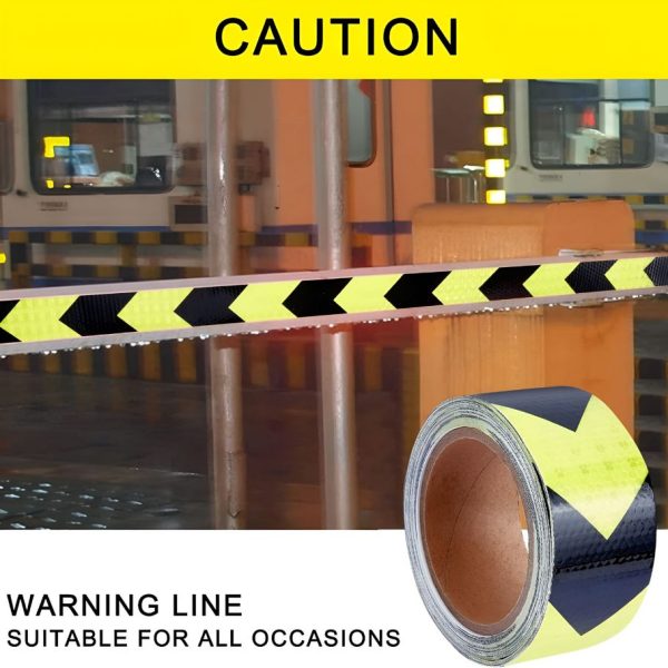 REFLECTING STICKER ARROW 2" X 25 MTRS - Reflective adhesive warning tapes.