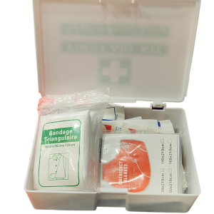 FIRST AID KIT 10 PERSON WHITE BOX – Plastic Material, Its Small Box Easy to Carry, with a collection of first aid supplies to many emergency situations.